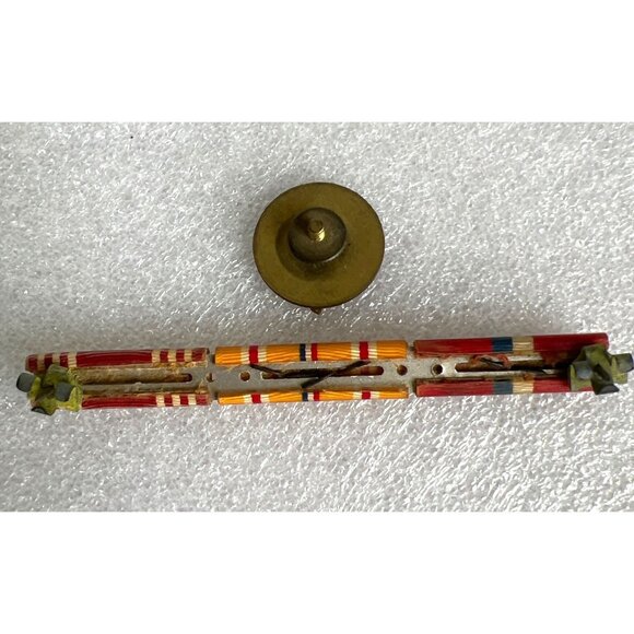 Vintage U.S. Military Lapel Bronze Pin US & Ribbon Bar Set WWII Memorabilia - Picture 4 of 5